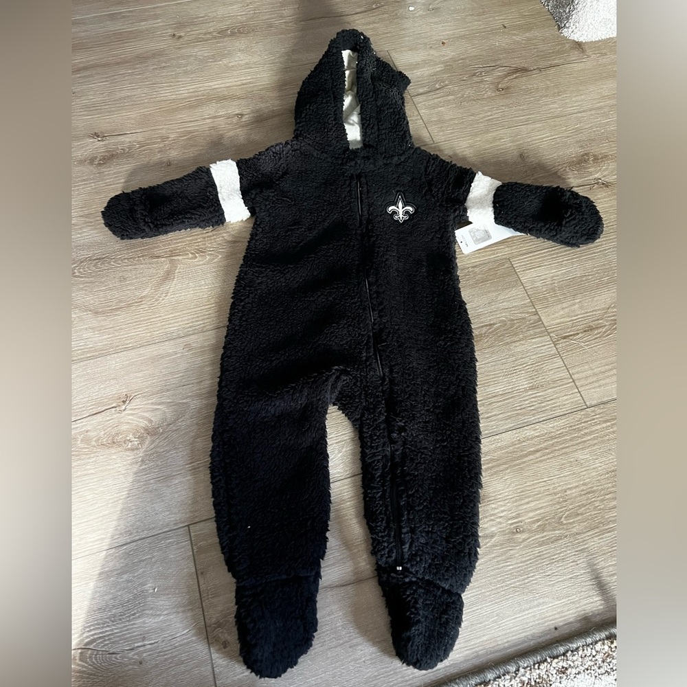Baby New Orleans Saints Fleece Outfit